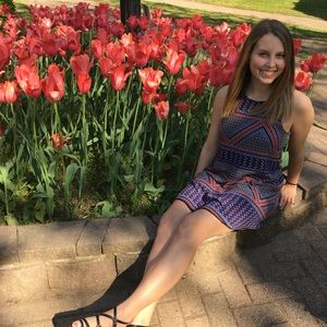 Meet your Posher, Brooke